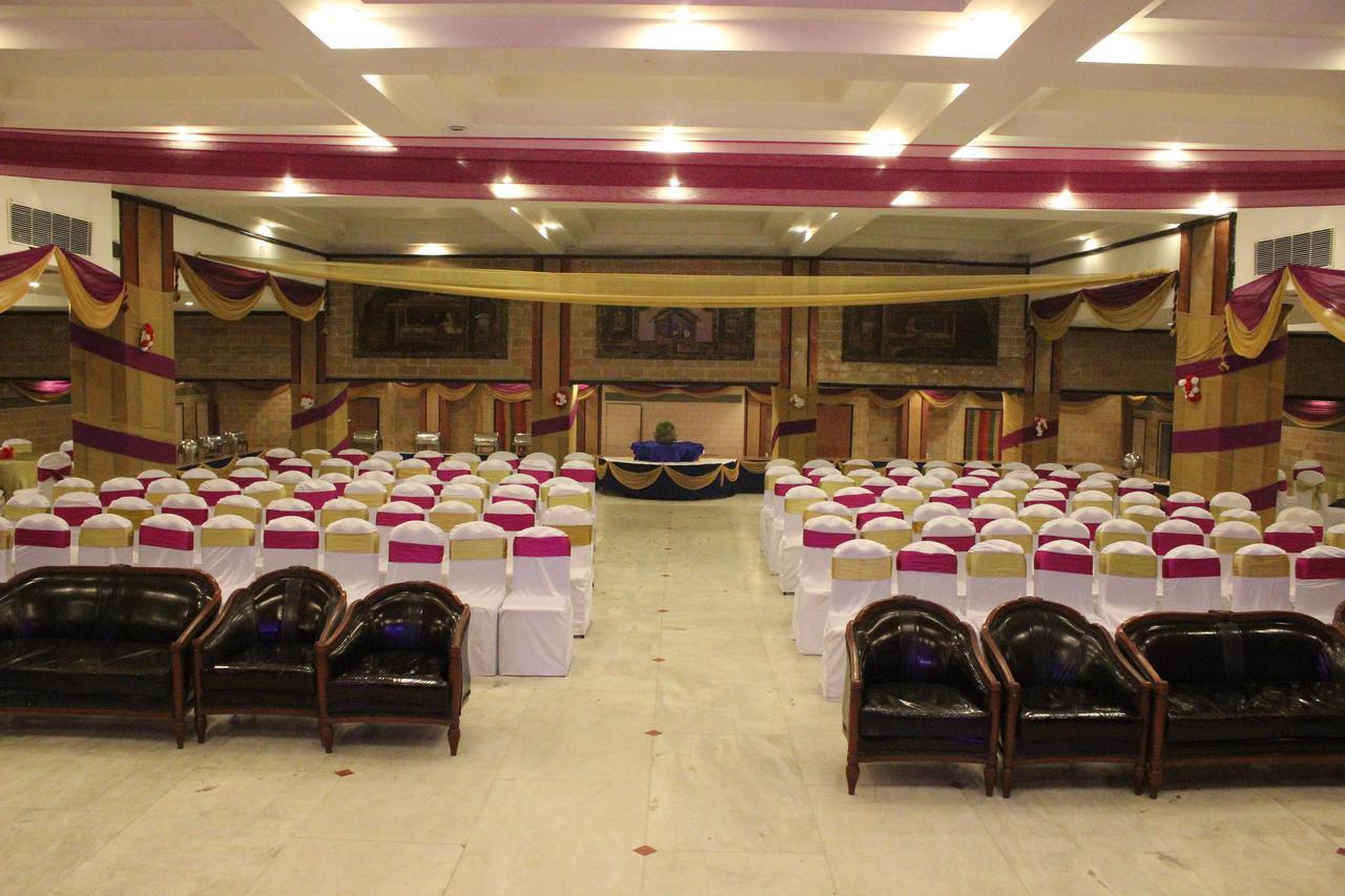 Leo Fort Hotel Jalandhar Bagian luar foto