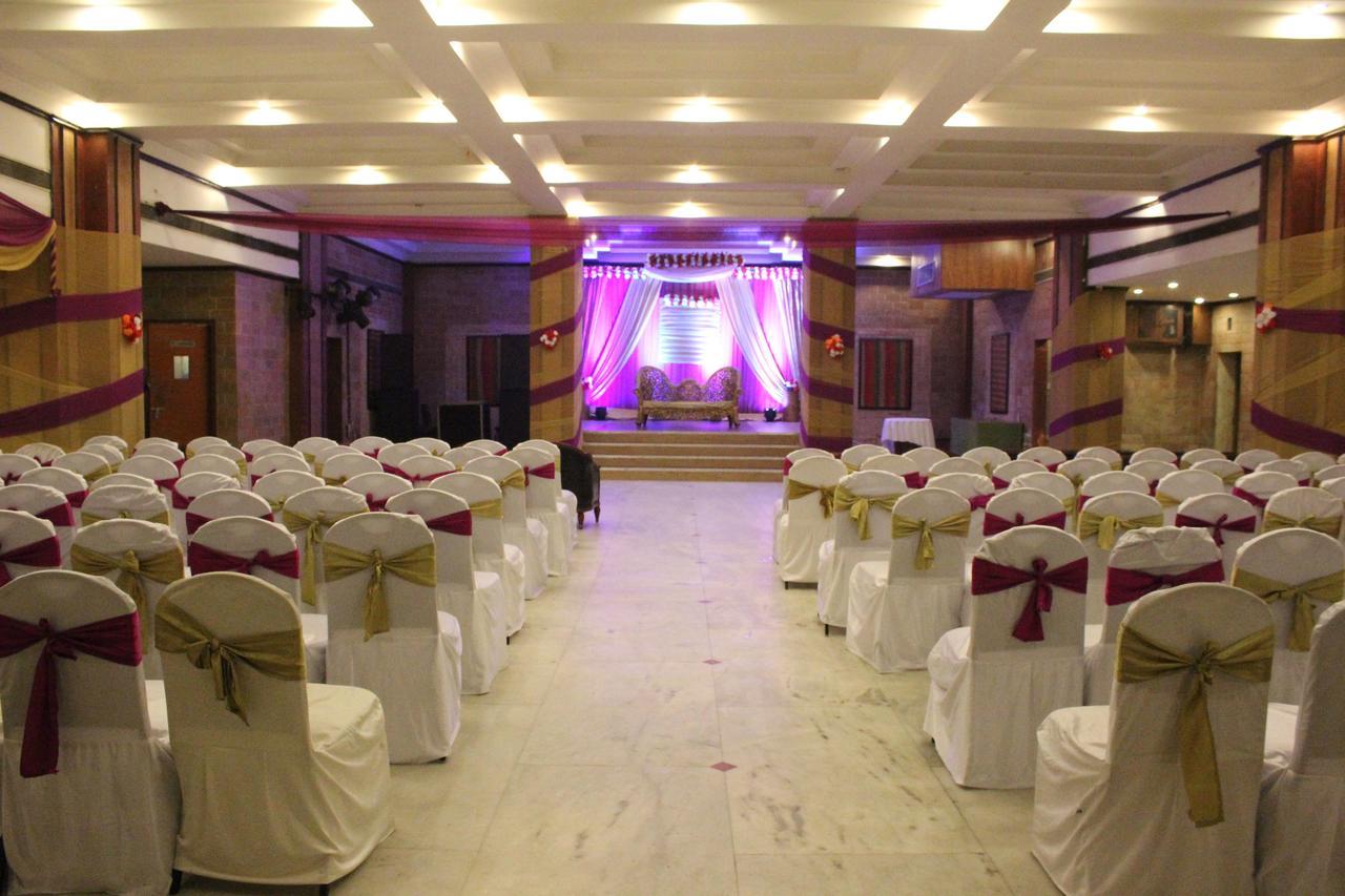 Leo Fort Hotel Jalandhar Bagian luar foto