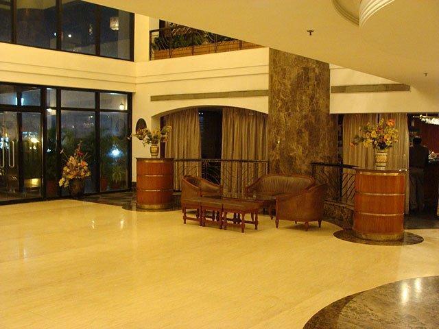 Leo Fort Hotel Jalandhar Bagian luar foto
